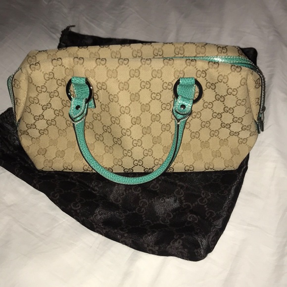 Gucci purse - Picture 1 of 4